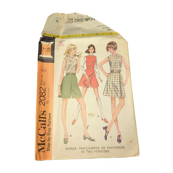 Vintage Sewing pattern - Picture 1 of 2